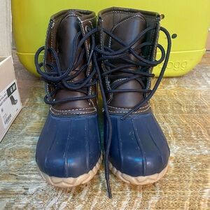 St. John's Bay Kids Navy and Brown Boots
